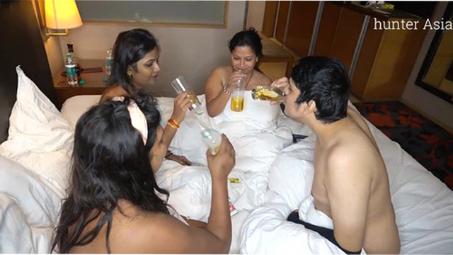 Desi Wife Foursome – Fucking Mms Video