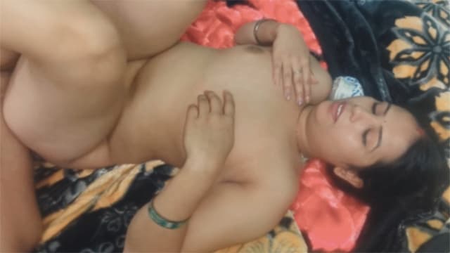 Beautiful Sexy Milf Wife Loud Moans Fucking Video HD